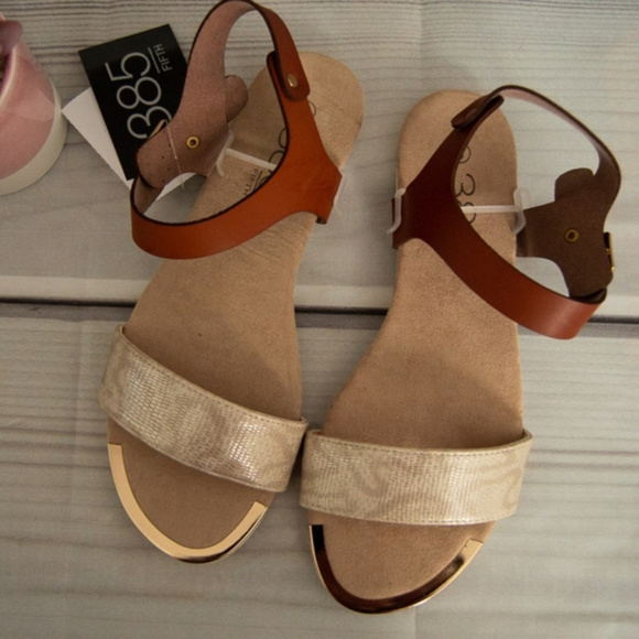 385 Fifth Cognac Sandals - Picture 2 of 7